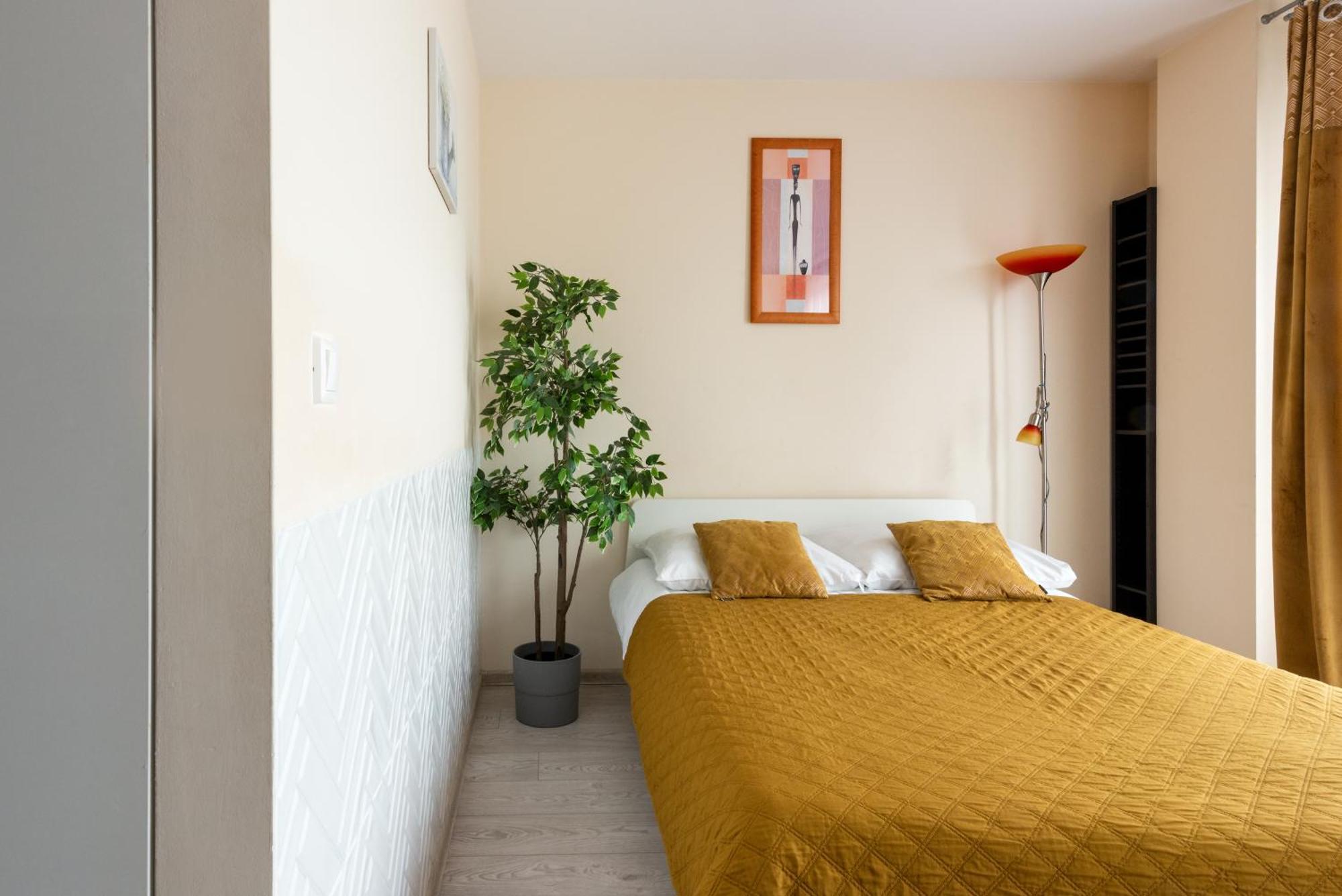 Cozy Modern Astoria Magic Orange Old Town * Kraków